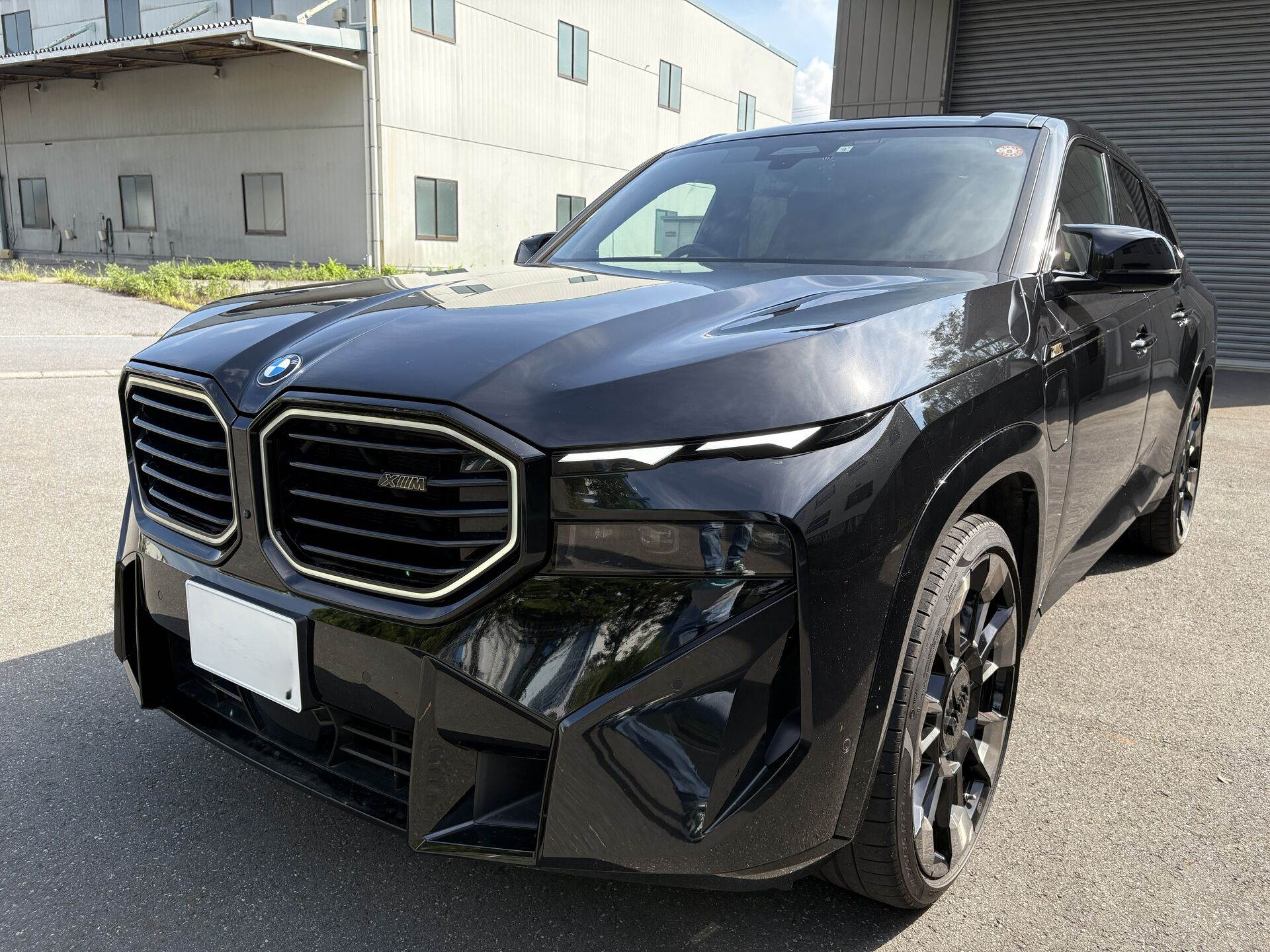 令和5年式 BMW XMをお買取りしました